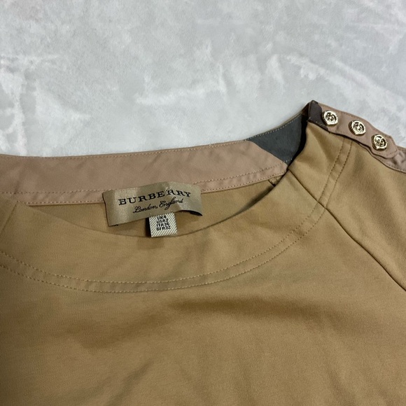 Burberry Tan Mini Dress with Pocket Accents - Picture 4 of 10